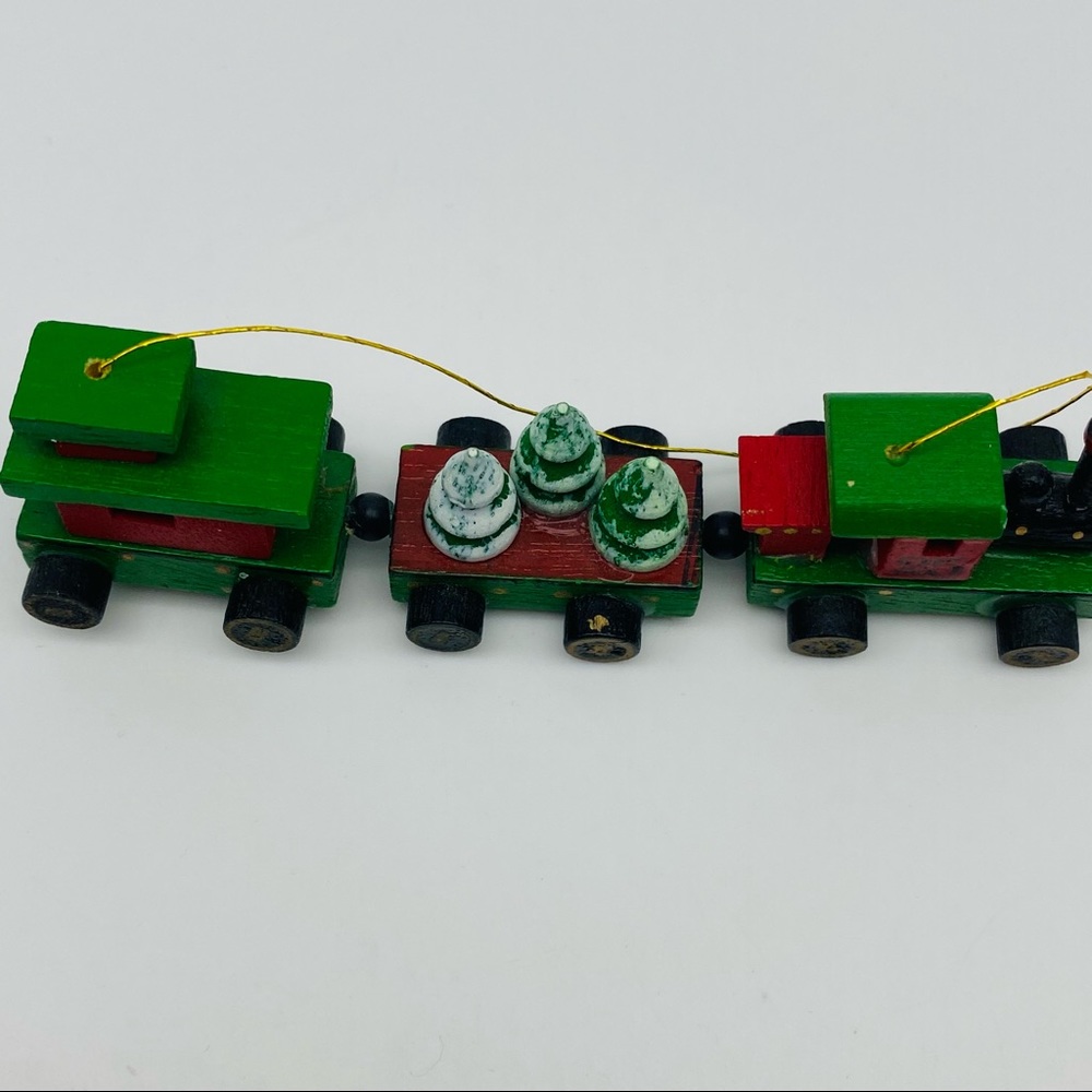 Vintage Roman Inc. Wooden Evergreen Express 1986 Christmas Display Train
